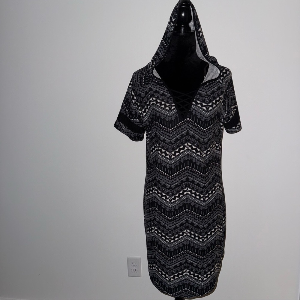 No Boundaries Black and Gray Hooded Lounge Dress XXL